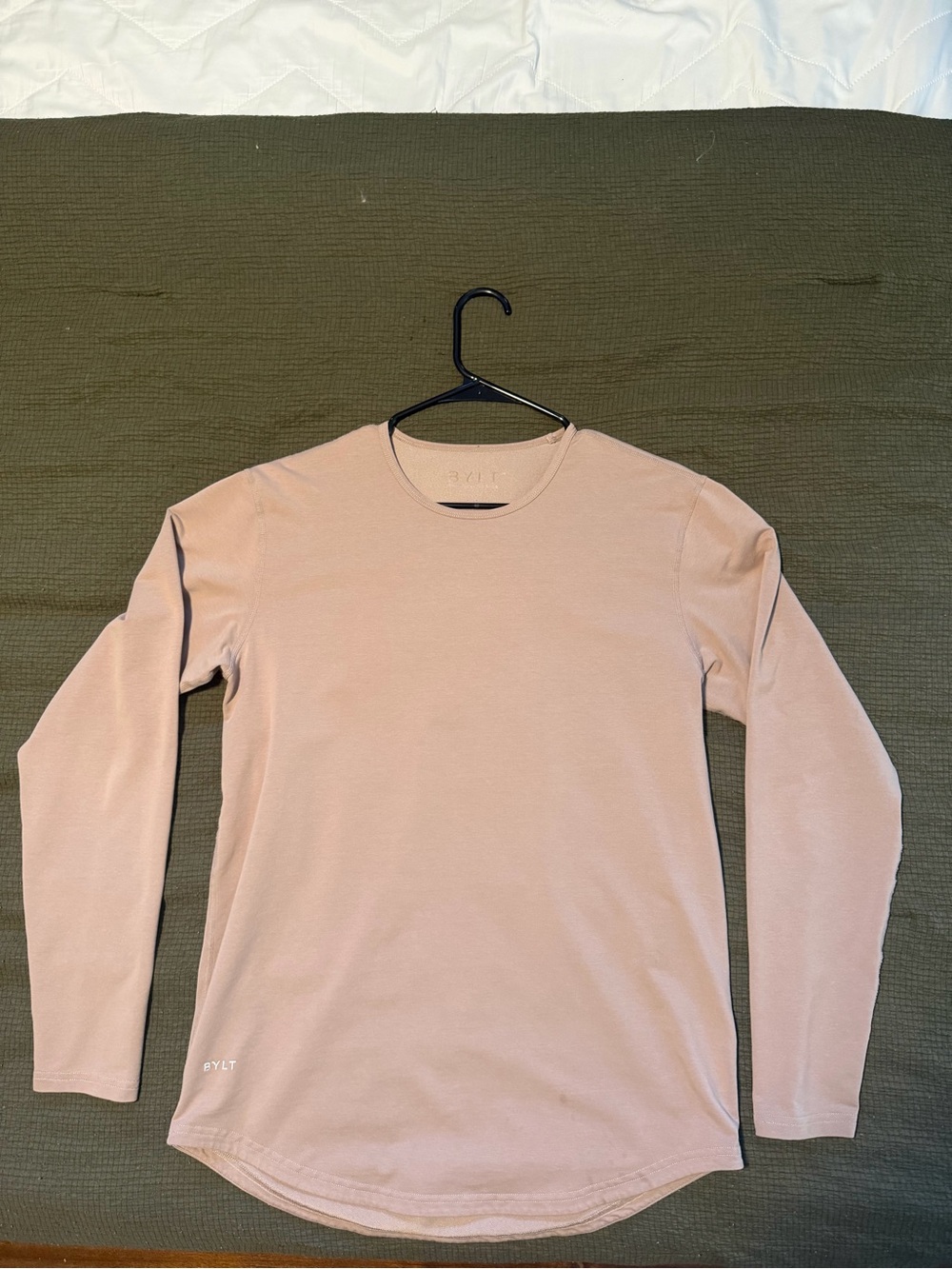 Lot of 3 BYLT Basics Men’s Long Sleeve Tees